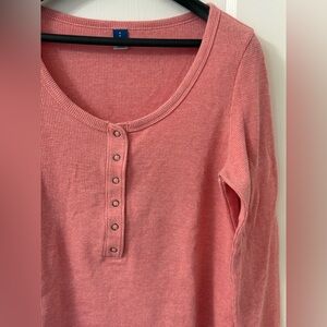 OLD NAVY SCOOP NECK LONG SLEEVE TSHIRT